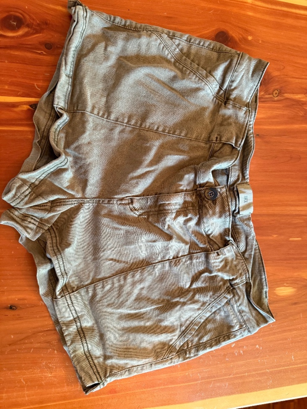 BKE by Buckle Olive 🫒 cargo shorts EUC